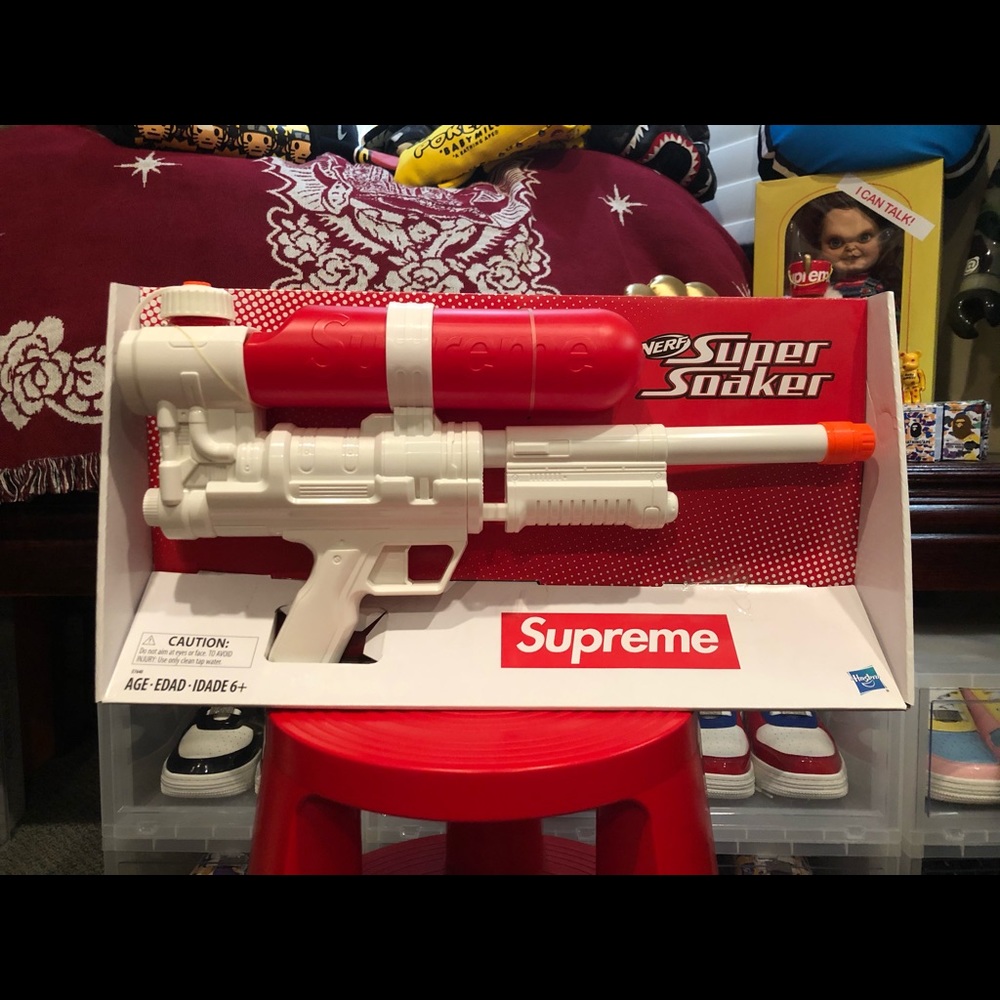 Supreme Super Soaker 50 Water Blaster White